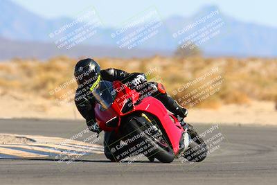 media/Feb-12-2022-SoCal Trackdays (Sat) [[3b21b94a56]]/Turn 16 (125pm)/